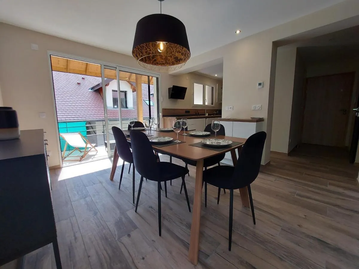 Charmant Et Spacieux Appartement A Quelques Pas Du Lac Duingt